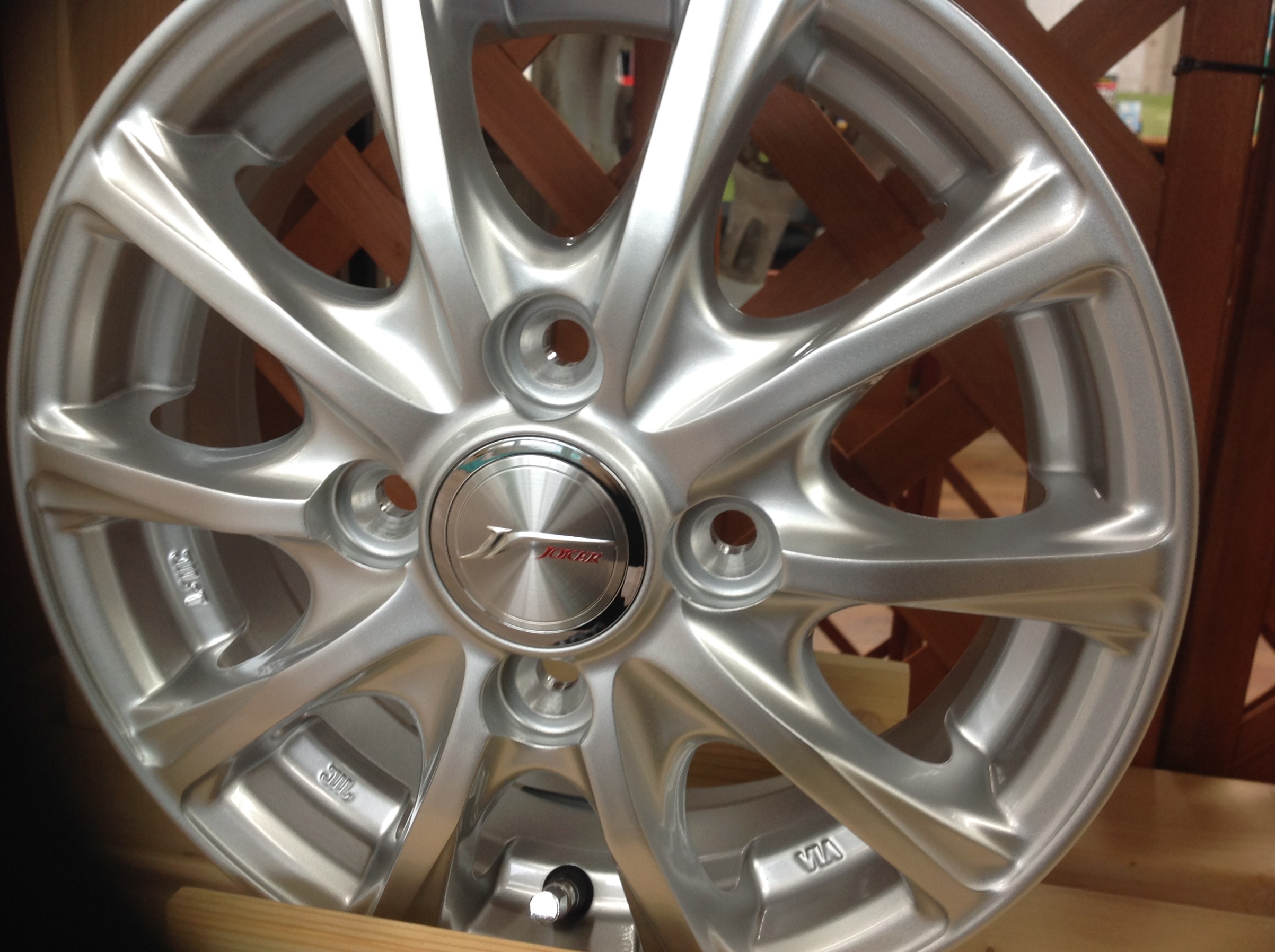 本日のイエスワン 軽バン・軽トラック用12インチ | 店舗おススメ情報