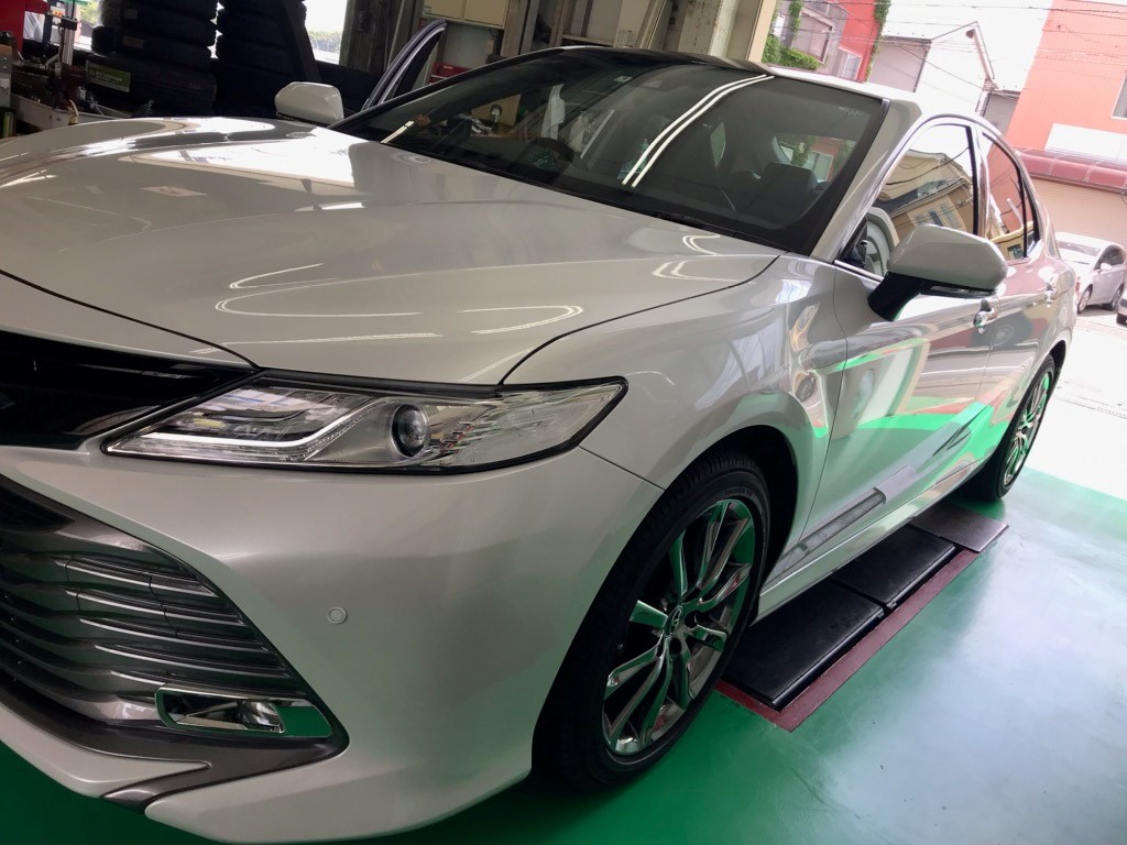 TOYOTA カムリHV（AXVH70） TEIN FLEZ Z 車高調取付 | 店舗おススメ