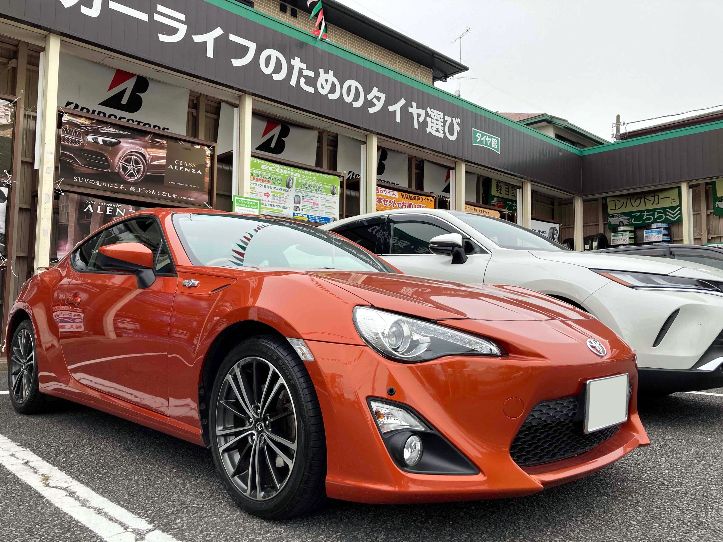 トヨタ・86・ZN6】魅惑のスポーツサウンド！86にフジツボマフラーを