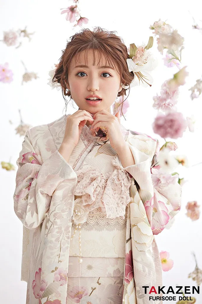 2024年2025年成人必見♡今どき可愛い流行りのくすみガーリー振袖♡｜成