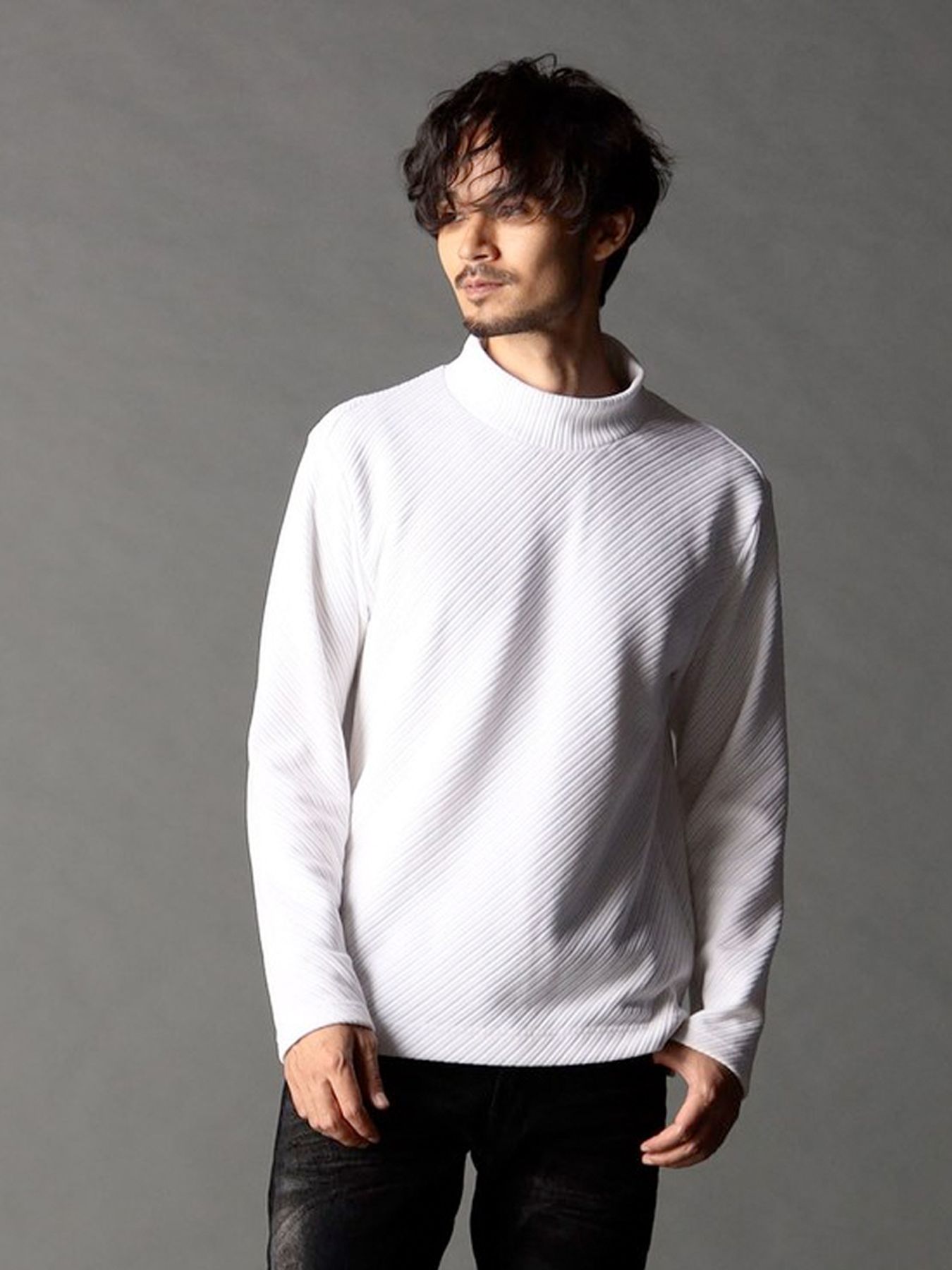 NICOLE - モールバイヤス モックネックプルオーバー / ホワイト