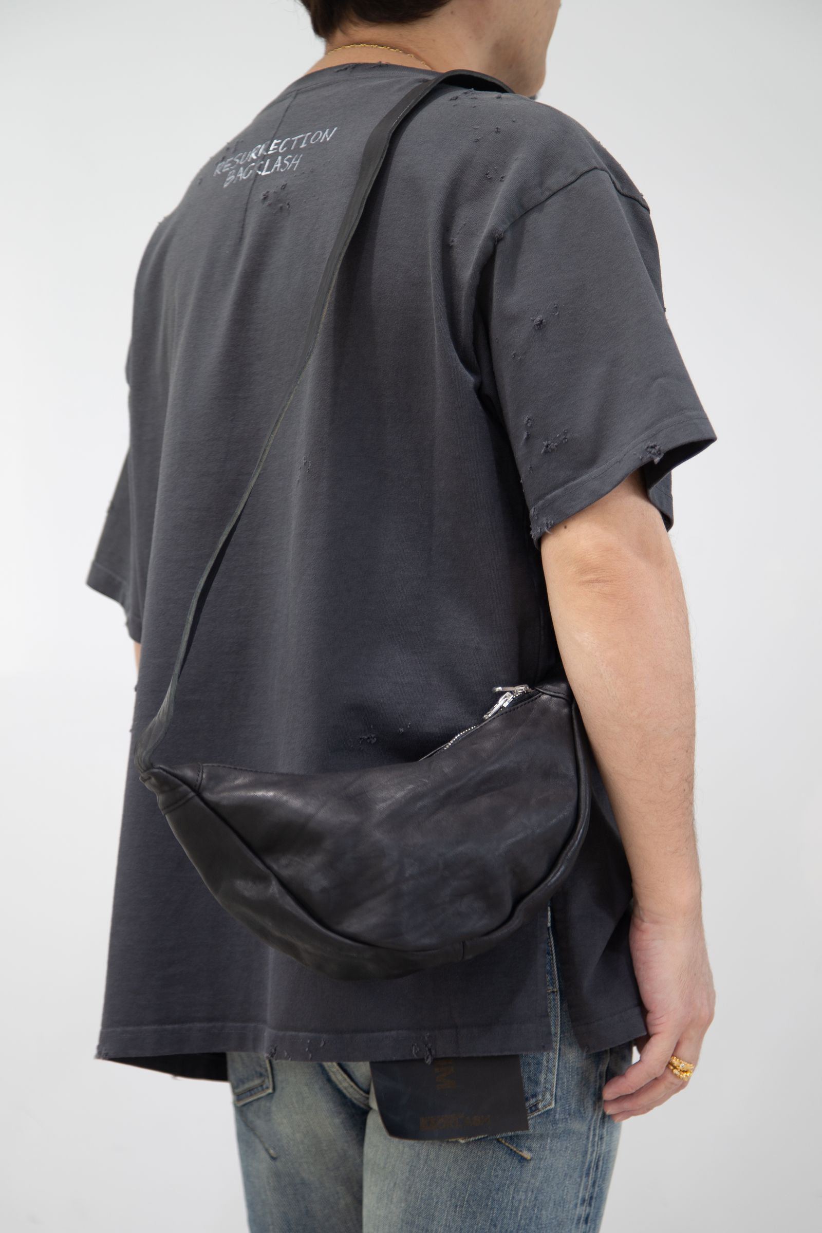 m*e様 コヤンイサムチョン サイドポケットデニムバッグ 本革持ち手