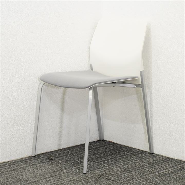 カッシーナイクスシー取扱】LIVIT(リビット) ULTRA(ウルトラ