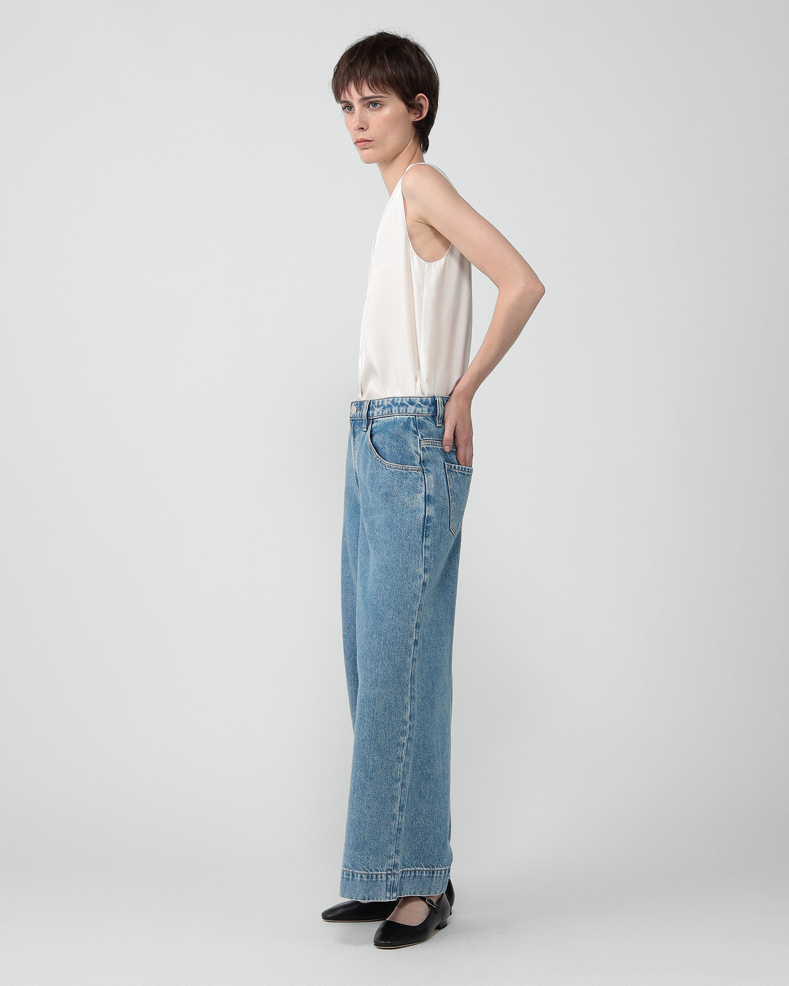 セオリー(Theory)公式通販 レディースファッション