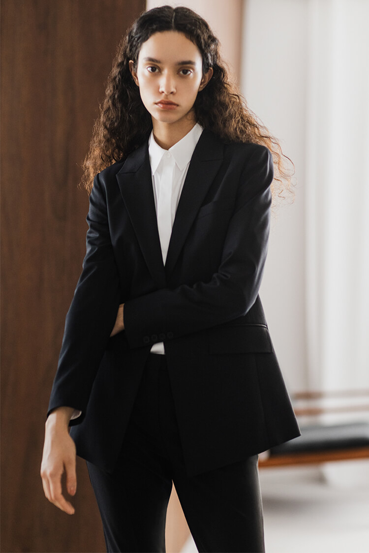 ELEVATED ESSENTIALS | WOMEN（レディース）｜Theory 公式通販サイト