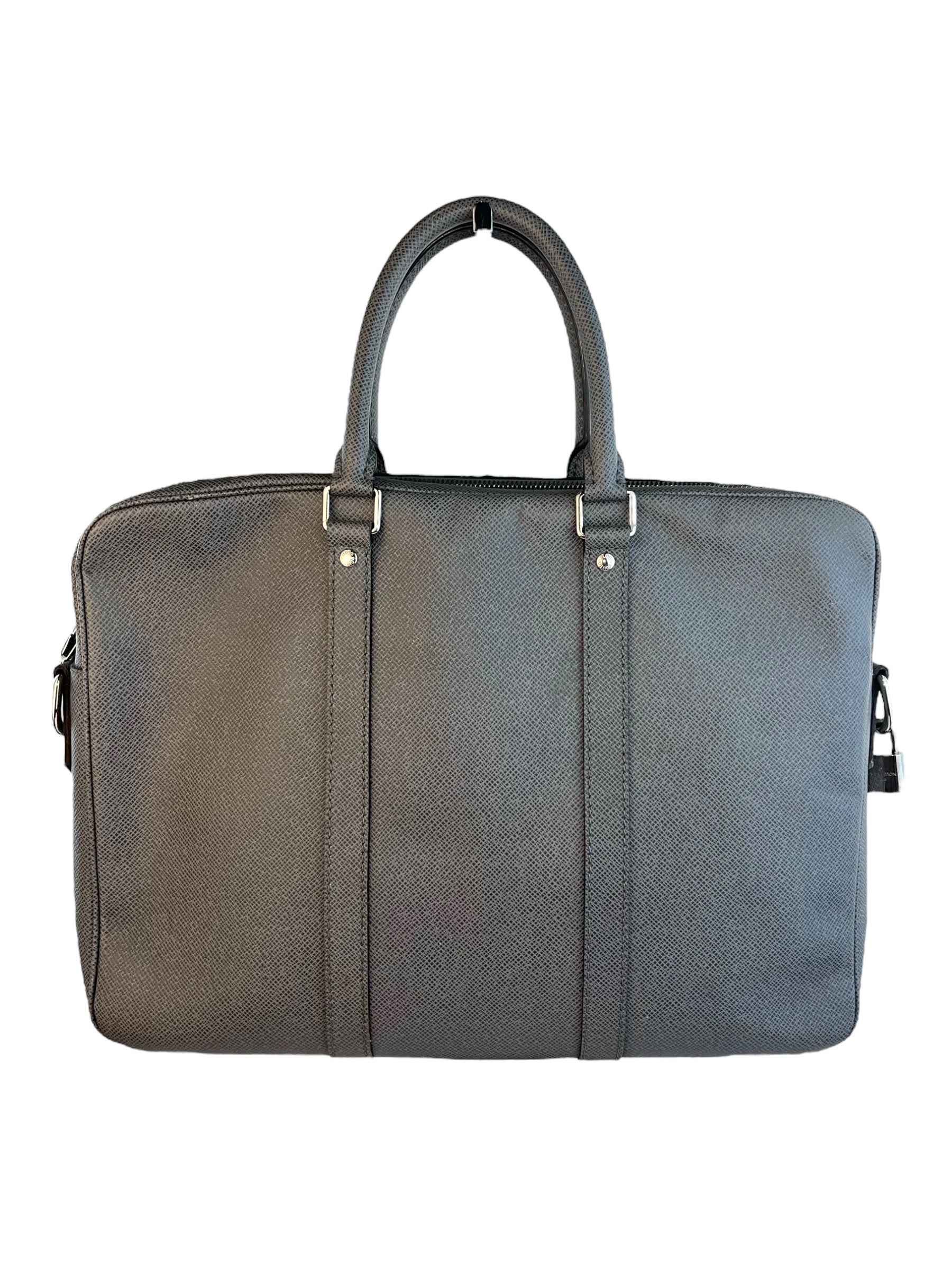 Louis Vuitton Taiga Porte Documents Voyage PM – The Luxury