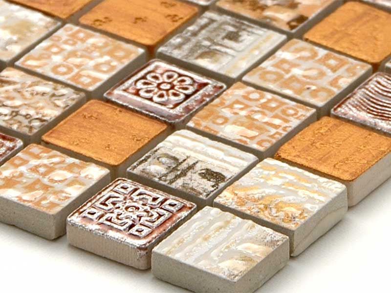 幾何学模様を散りばめた可愛いモザイク | タイルライフ アウトレット