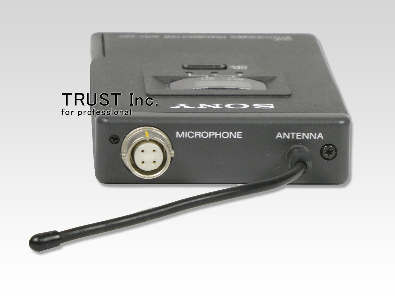 WRT-820 / UHF Synthesized Transmiter【中古放送用・業務用 映像機器