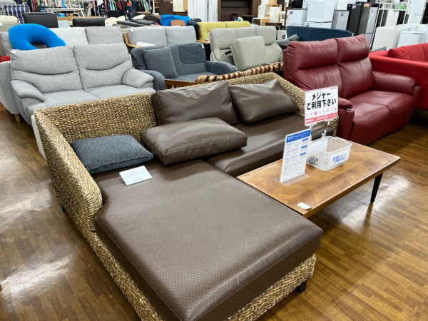 UNICO (ウニコ) アームレスソファ カーキ 3人掛け ファブリック GRIFU