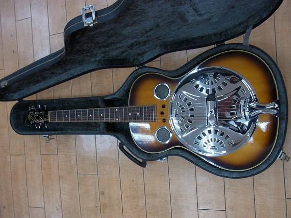 アルミの共鳴板が特徴的！REGALのリゾネーターギター、買取入荷です