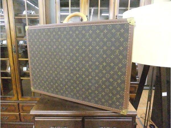 ルイヴィトンのハードトランク ビステン70入荷しました！【相模原店