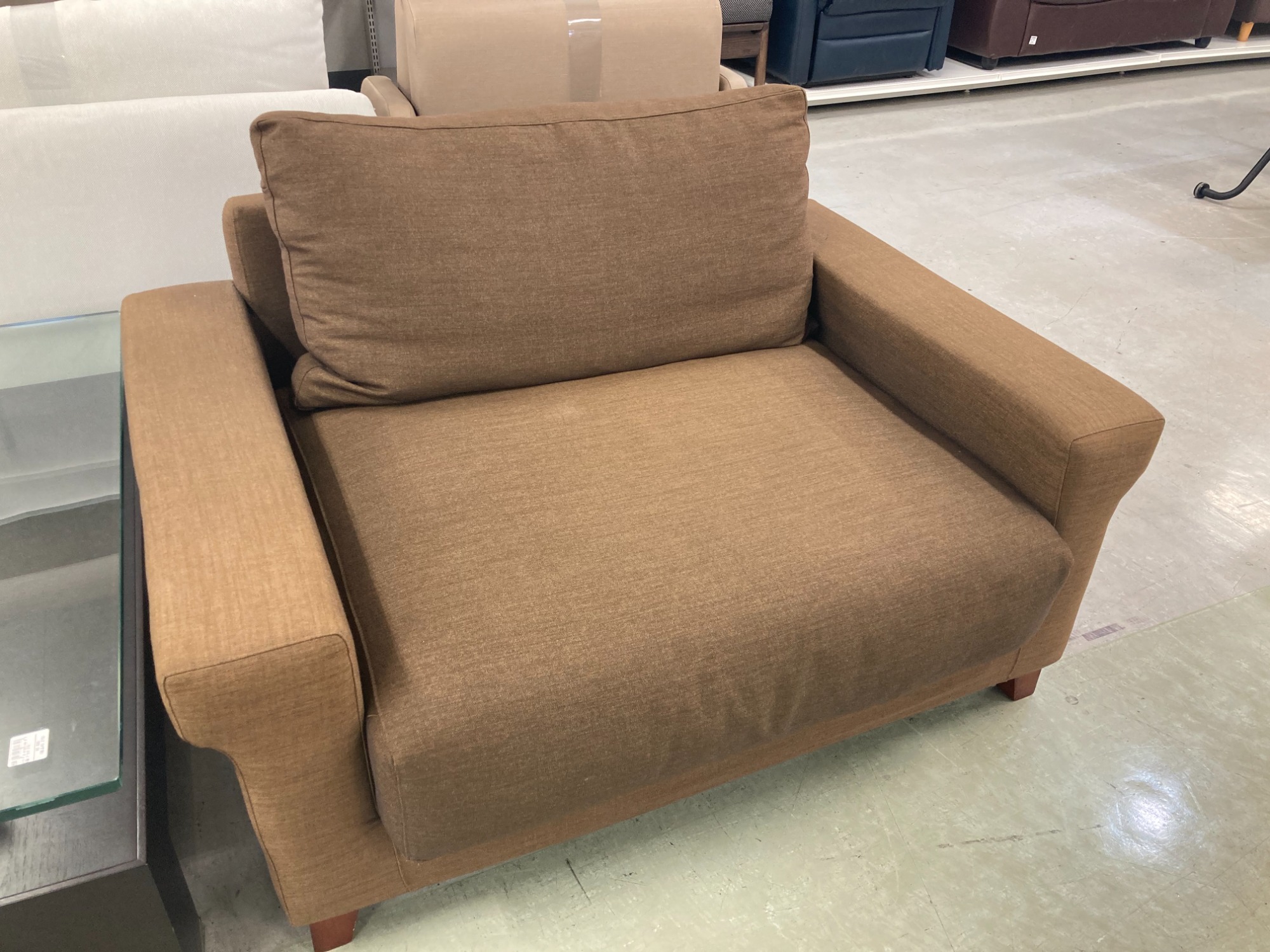 UNICO(ウニコ)の1.5人掛けソファーが買取入荷しました！！｜2024年02月