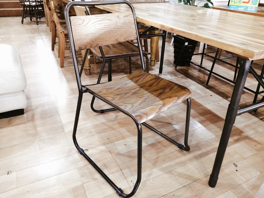 UNICO(ウニコ) LABORA(ラボラ)シリーズ！ダイニング5点セットが入荷