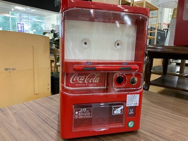 よっしー※コカ・コーラ自販機型 冷蔵庫 よっしー※コカ・コーラ自販機型