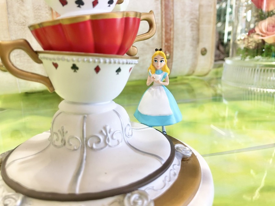 不思議の国のアリス】LEDライトが入荷！ティーカップデザインで