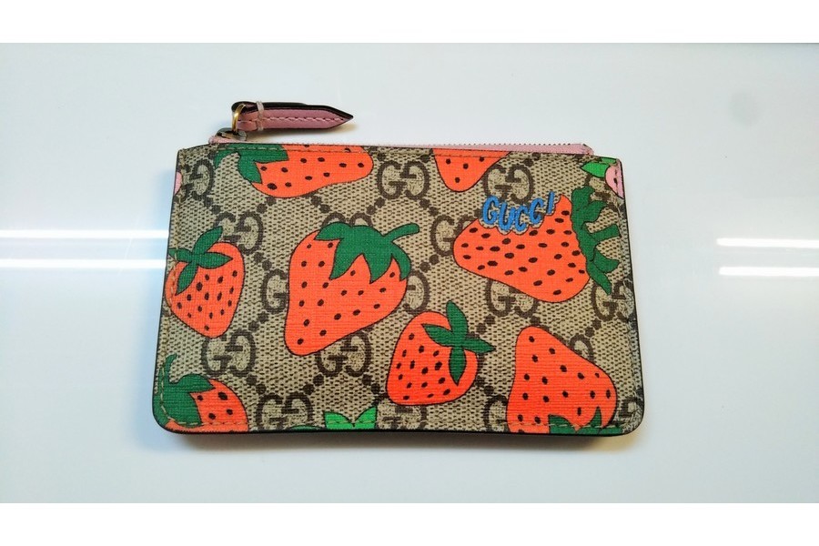 GUCCI（グッチ）イチゴが可愛いキーケースが入荷致しました！【大船店