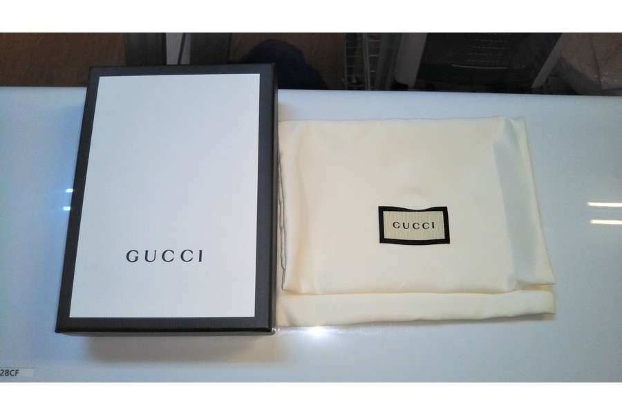 GUCCI（グッチ）イチゴが可愛いキーケースが入荷致しました！【大船店