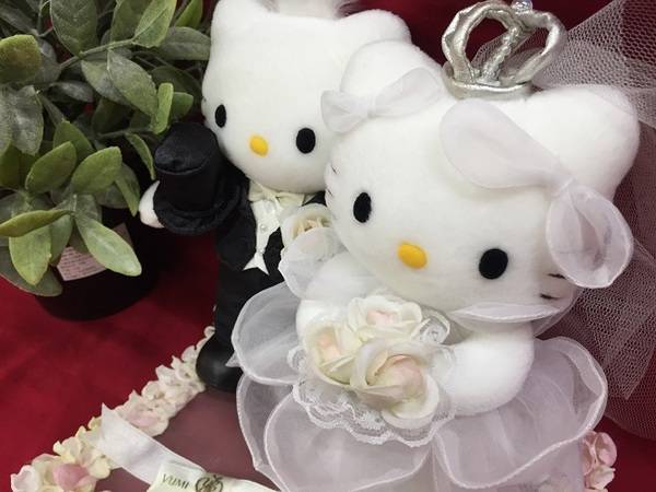 希少品!!桂由美コラボ キティ&ダニエル ウェディングドールが買取入荷