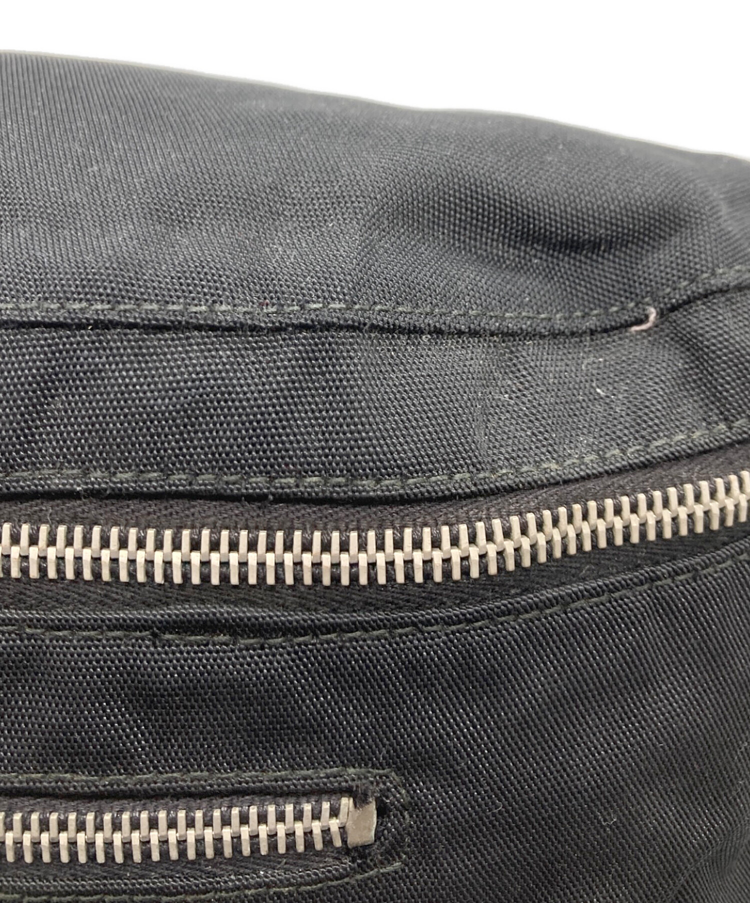 中古・古着通販】GUCCI (グッチ) ボディーバッグ ブラック｜ブランド