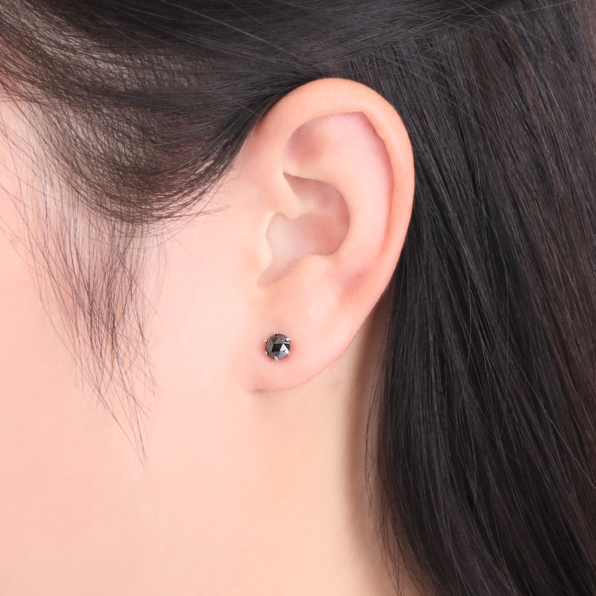 プラチナブラックダイヤモンドピアス(RPE172-001)|TSUTSUMI