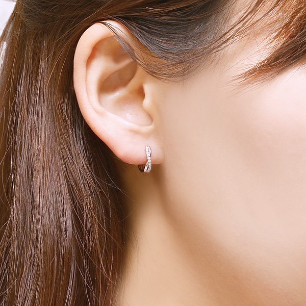 プレゼントに・自分のご褒美に】K10ホワイトゴールドダイヤモンド