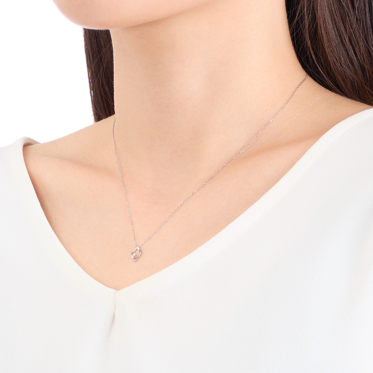 K10ホワイトゴールドダイヤモンドネックレス(RPN325-001)|TSUTSUMI