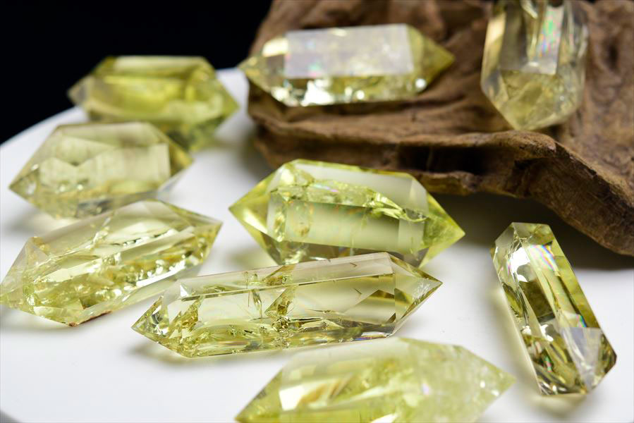 種類おまかせ レインボーシトリン ダブルポイント（ポリッシュ）｜虹