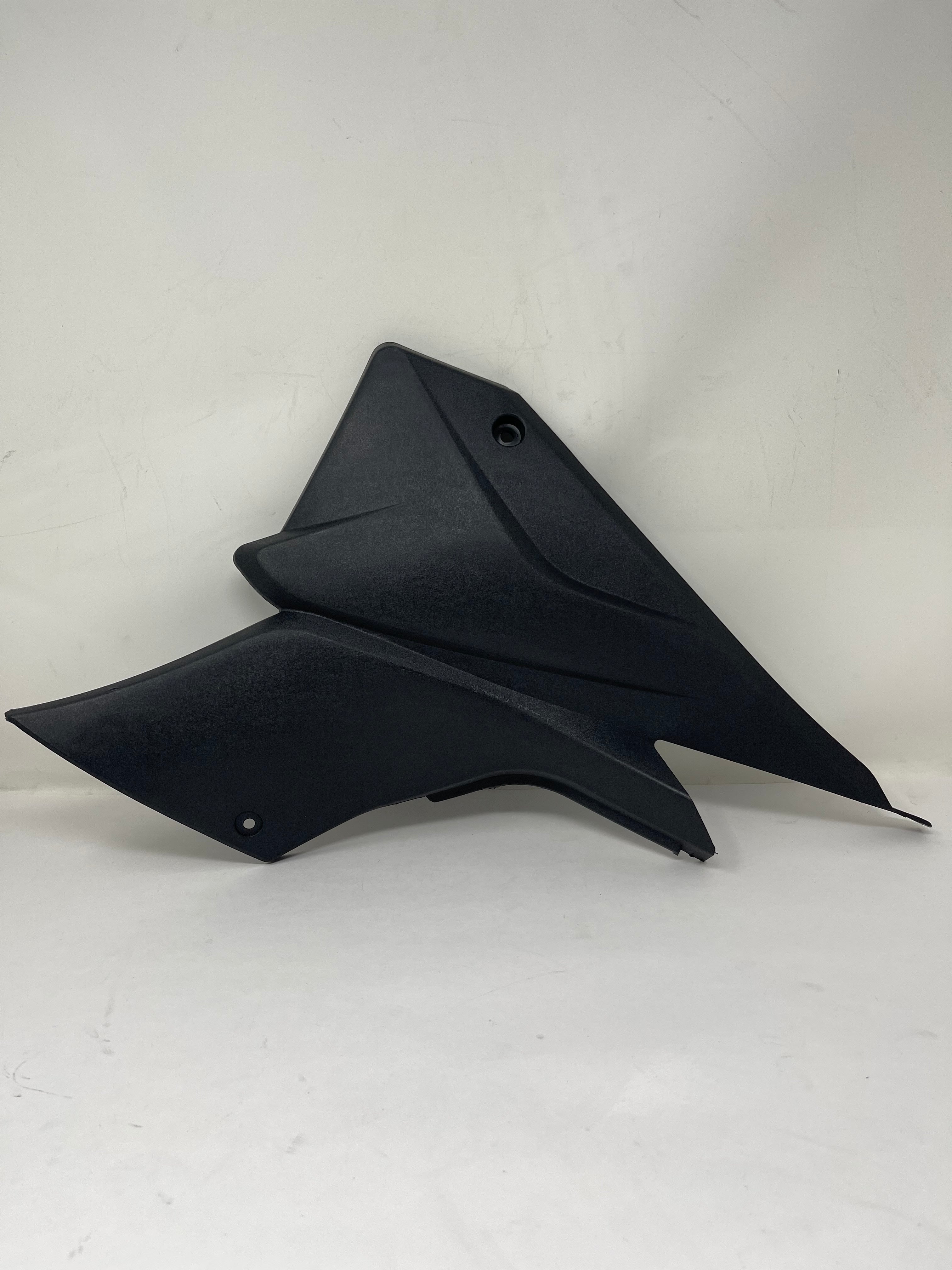 Middle Right Body Fairing – DF250RTS / Venom X22R 250cc OEM Side Panel