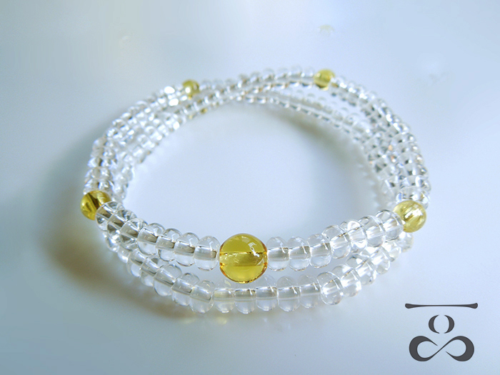 一品(ひとしな)】108ブレス「水晶×ビルマ翡翠」 お数珠の安田念珠店へ