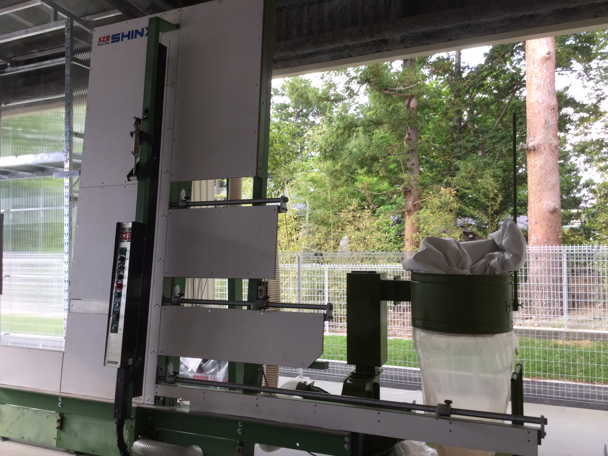 シンクスパネルソー納品しました（ホームセンター） – 有限会社ヤスイ機工