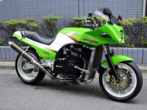 ゼファーχ ZRX400 ZRX400II ザンザス GPZ900R GPZ1100 ZR-7 ZX-4 KR-1