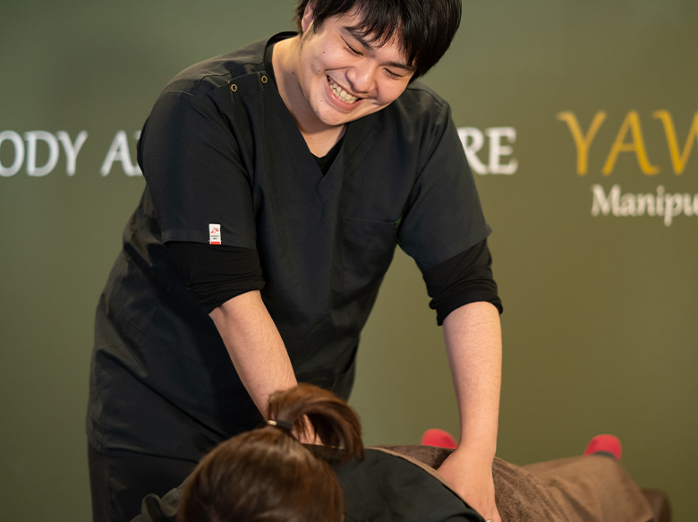 カイロプラクティック | 長崎のやわら鍼灸整骨院／整体院グループ