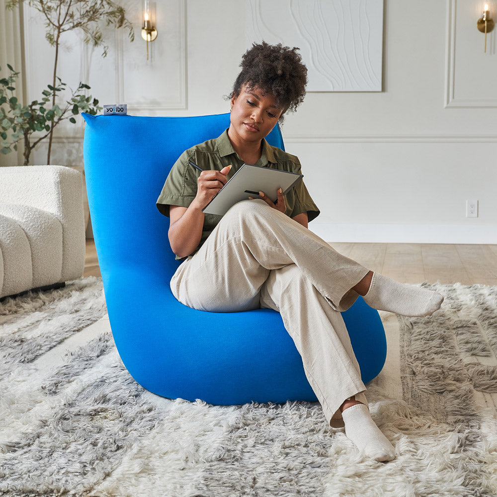 公式】失敗しない！Yogiboサイズの選び方 ビーズソファ編｜ライフ