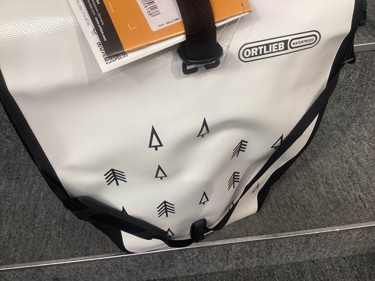 防水パニアバッグの超定番“ORTLIEB BACK ROLLER CLASSIC”のデザイン