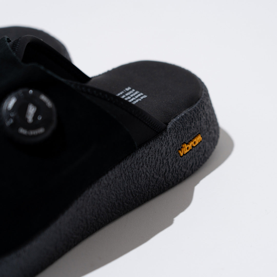 pg EMPTY BLACK – YUEN