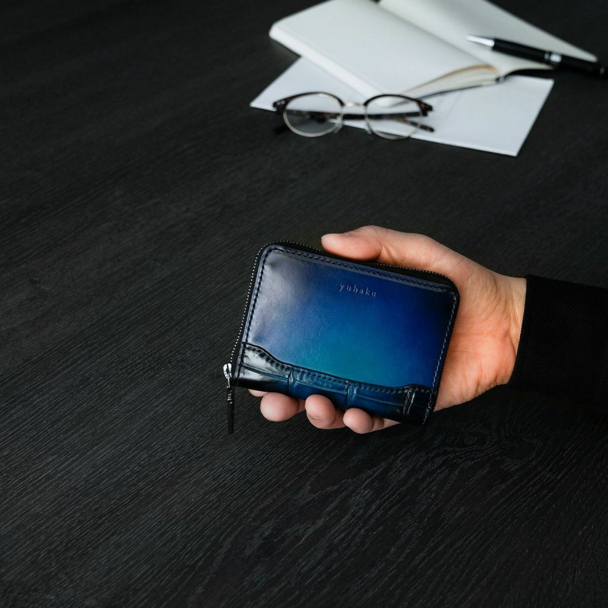 YCA164 ラウンドファスナーマルチケース ｜美しい色彩の革財布、革製品