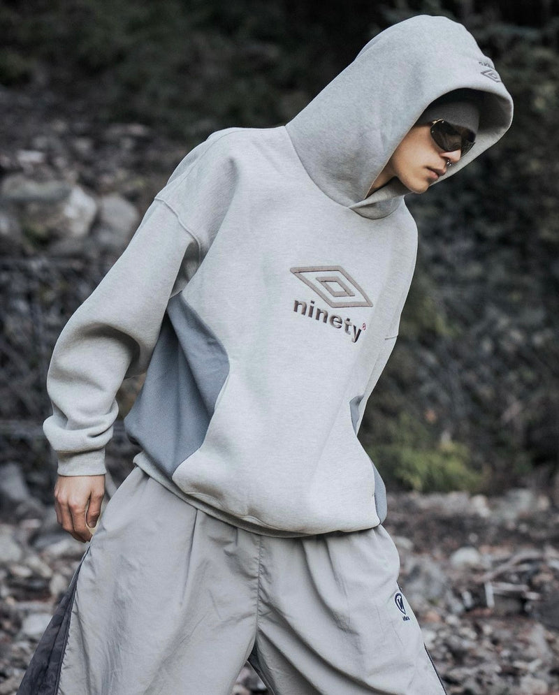 9090 フード付きスウェット グレー 9090 フード付きスウェット