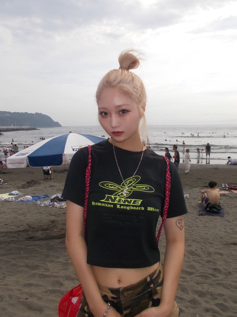 9090 × PIKO Windmill Logo Cropped Tee – YZ