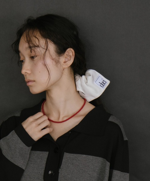 duei（デュイ） シュシュ バイカラースクエアサテンシュシュ