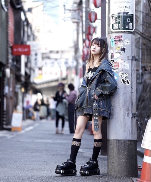 REFLEM（レフレム） スニーカー 「REFLEM/レフレム」プラットフォーム