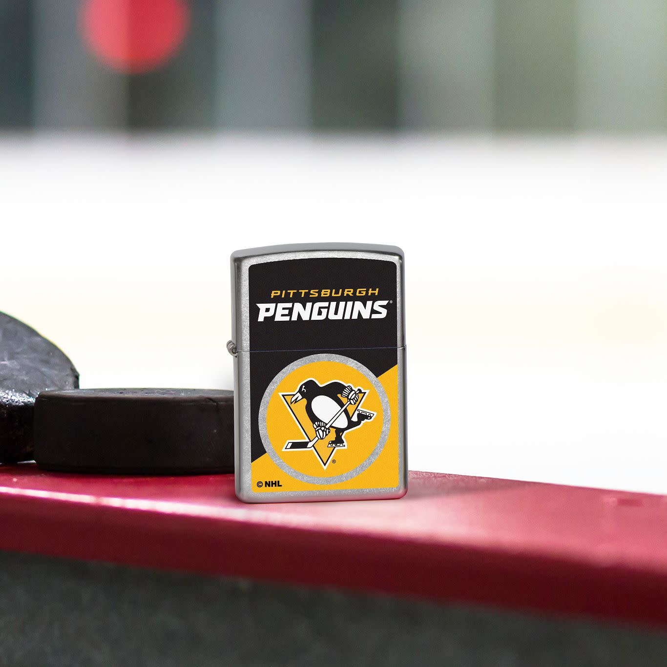 Zippo NHL® Pittsburgh Penguins® Colorblock Logo Design Street