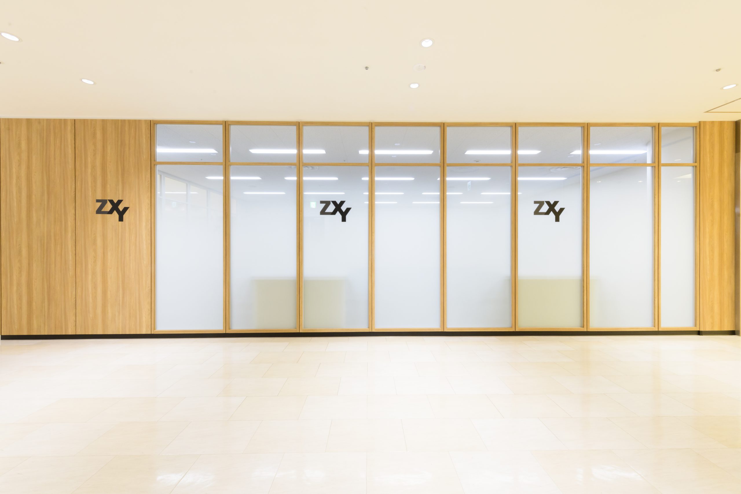 ZXY［ジザイ］川崎東口2 | サテライトオフィスサービス | テレワークに