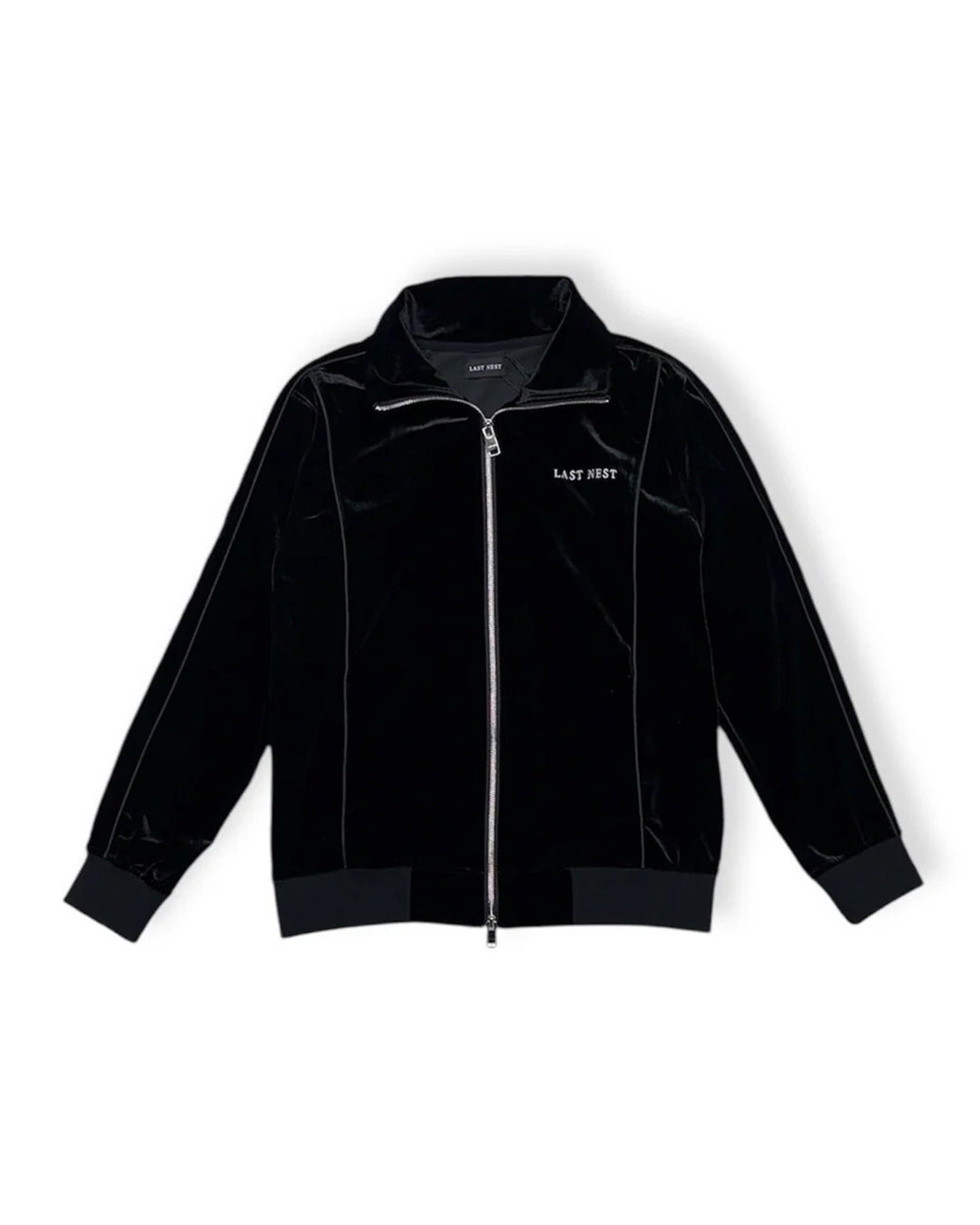 LAST NEST – THE GALLERY BOX