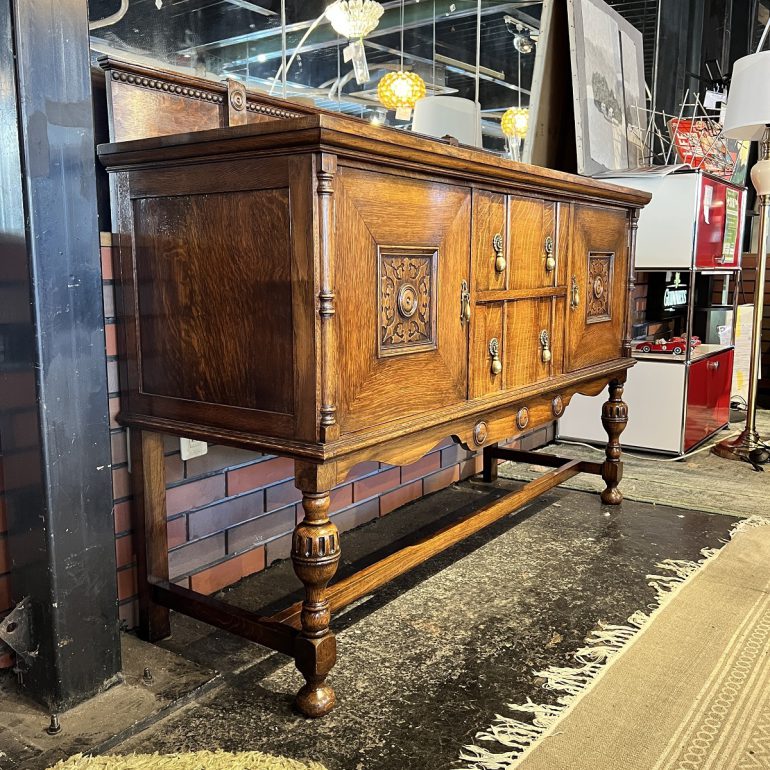 Lloyd's Antiques/ロイズ・アンティークス アンティーク サイドボード