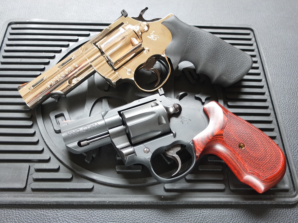 KSC KING COBRA 2.5inch(ABS): GFCのモデル玩具箱