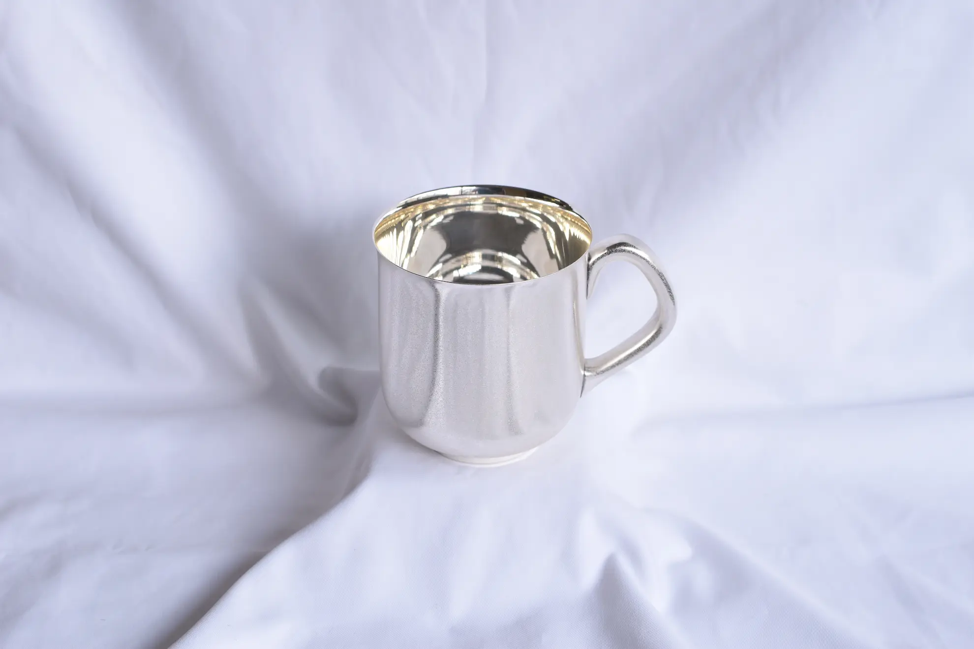 銀製取っ手付きカップ ｜ 内藤銀器製作所