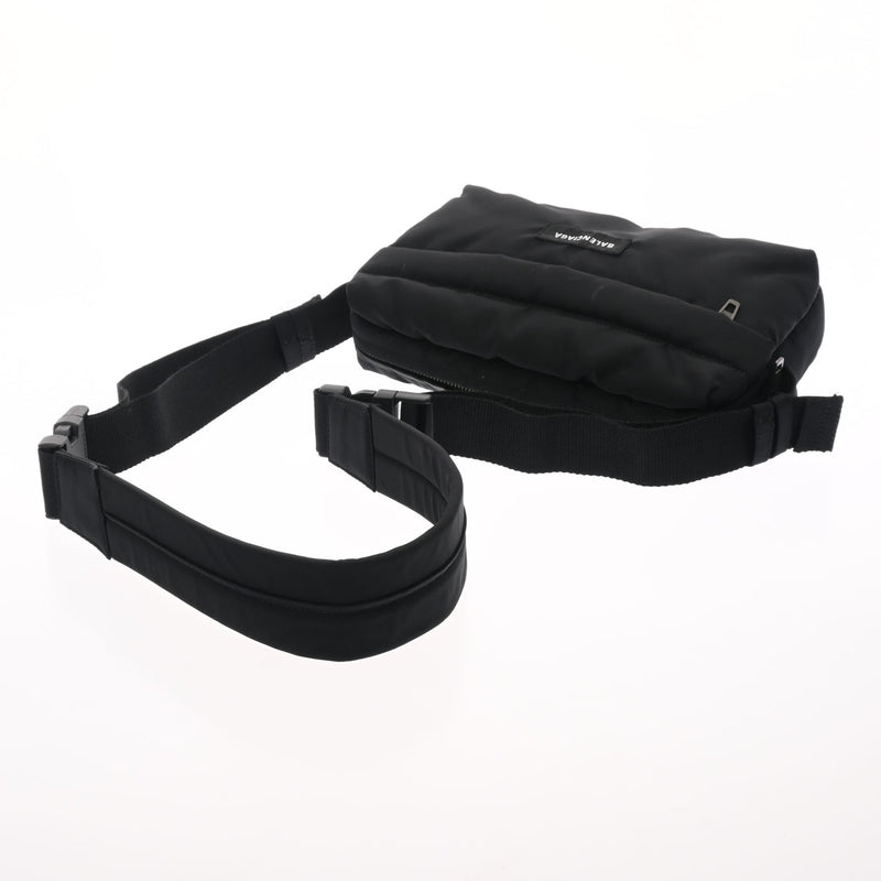 バレンシアガエクスプローラー ボンバー クロスボディバッグ ブラック