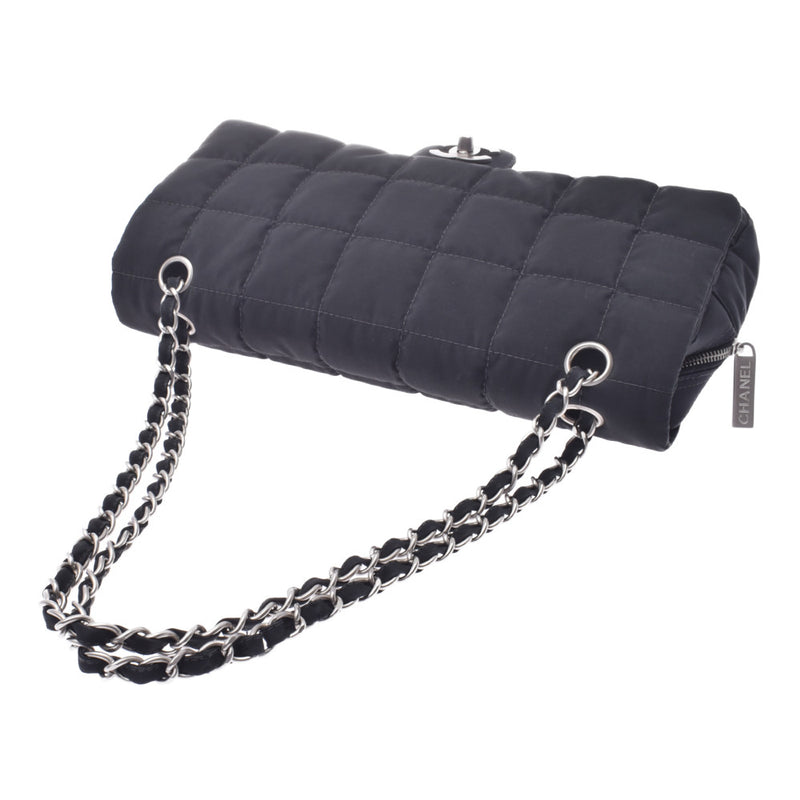 シャネルチョコバー チェーンショルダーバッグ 黒 シルバー金具 ユニ