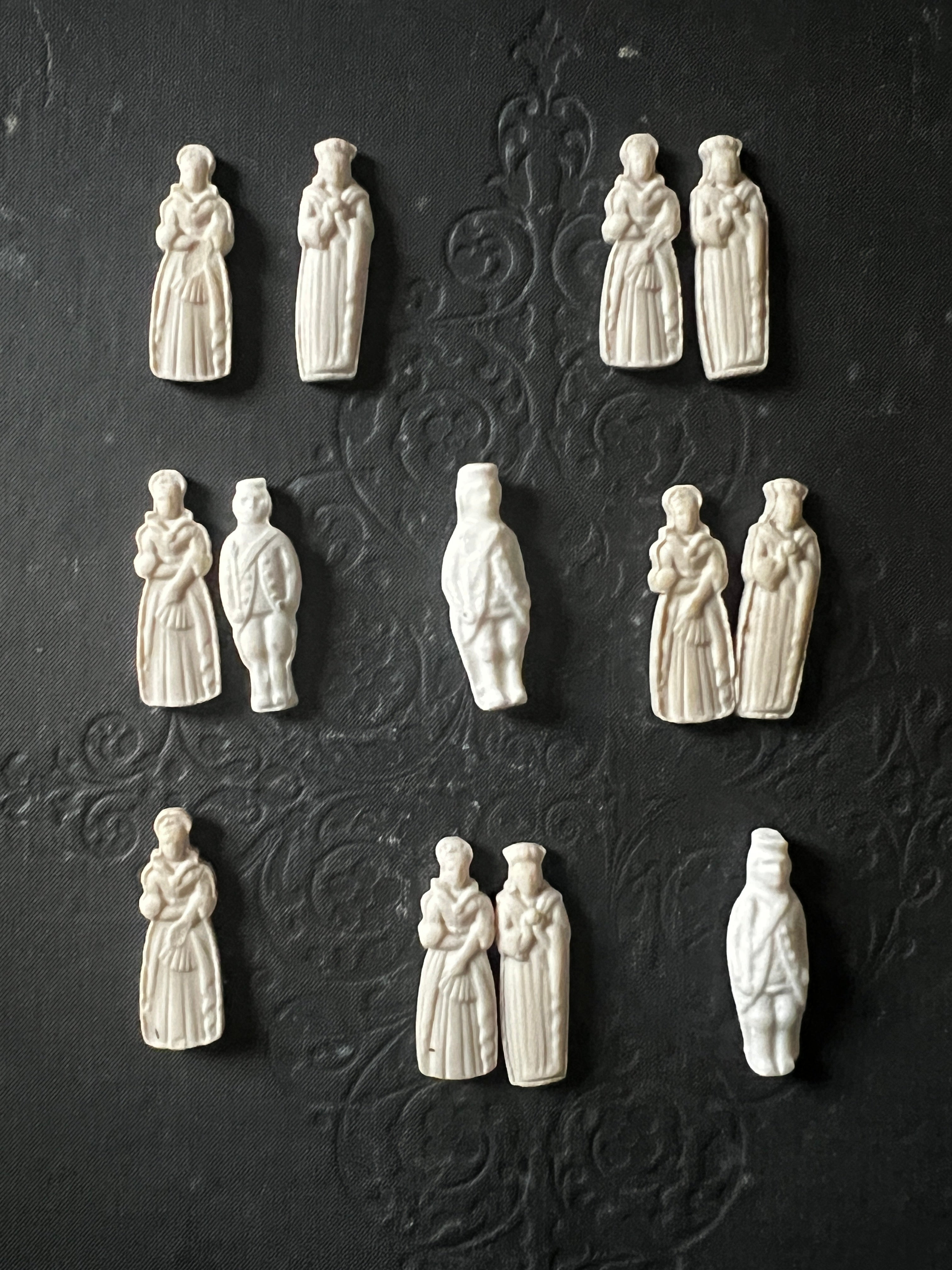 フランスアンティーク☆フェーブフェーヴ大量105個セット☆マリア様