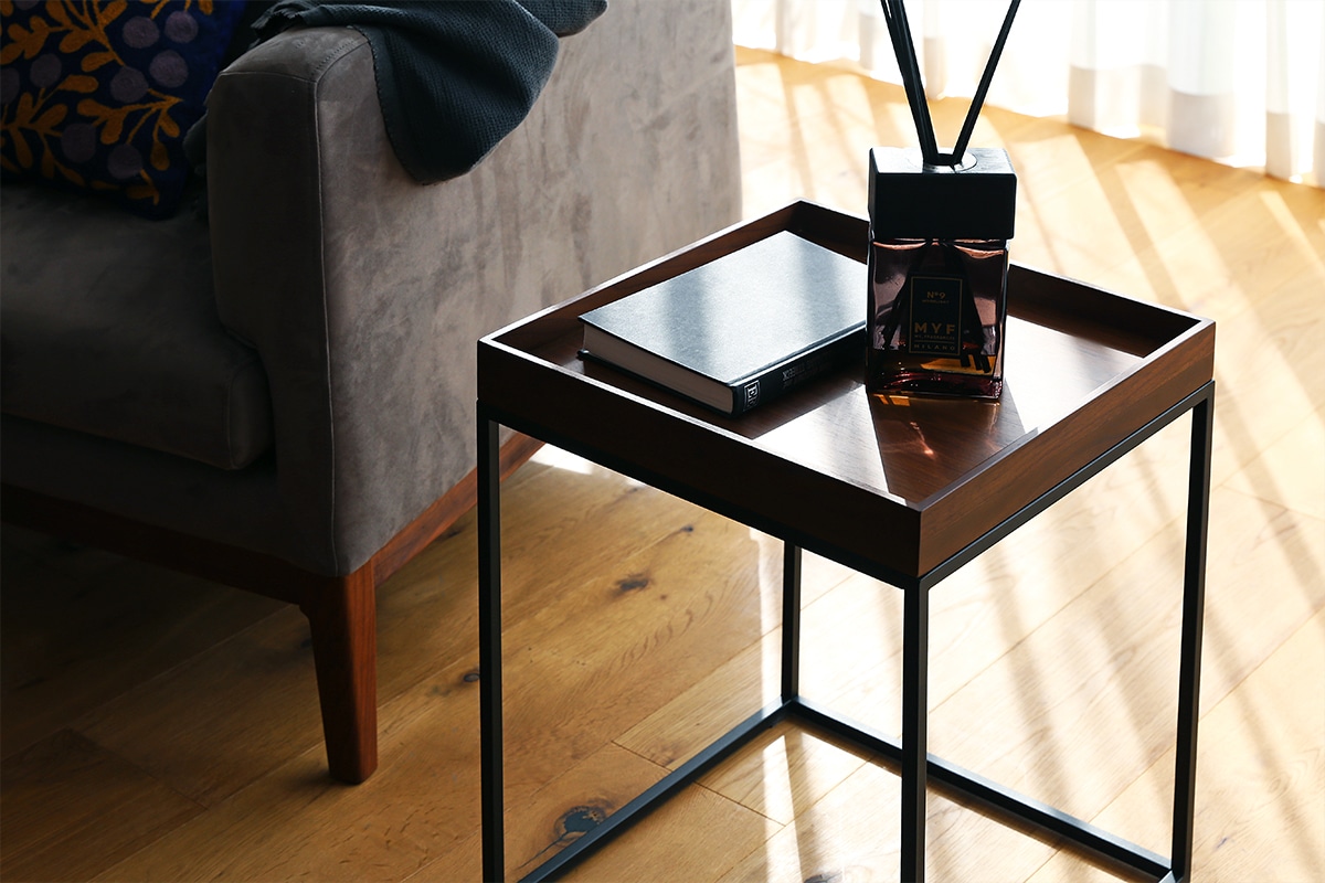 LINIE リニエ サイドテーブル ウォルナット/ブラックフレーム
